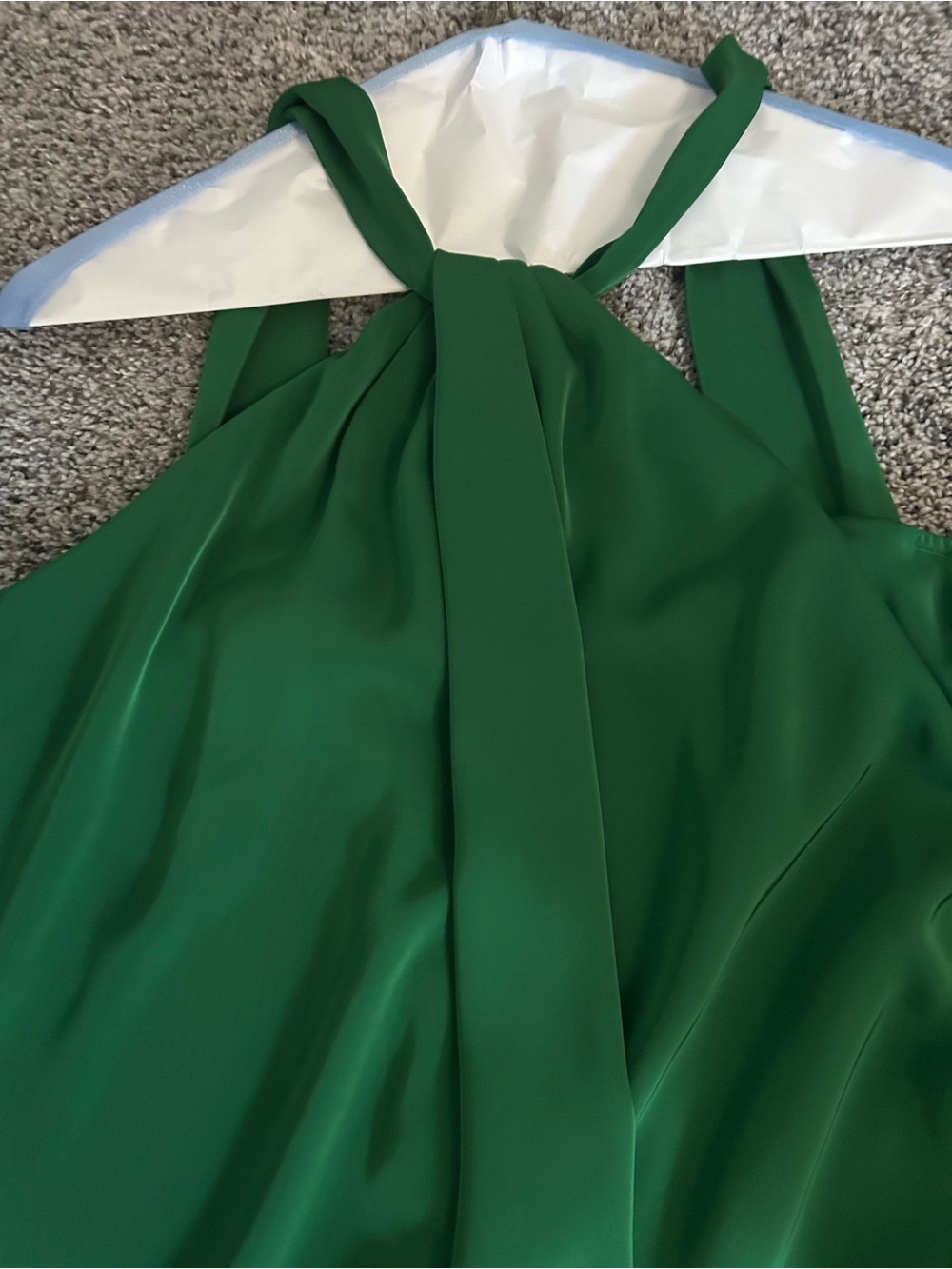 Banana Republic Emerald Green Long, flowy gown size 10 - Picture 2 of 5